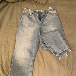 Abercrombie High Rise Mom fit
